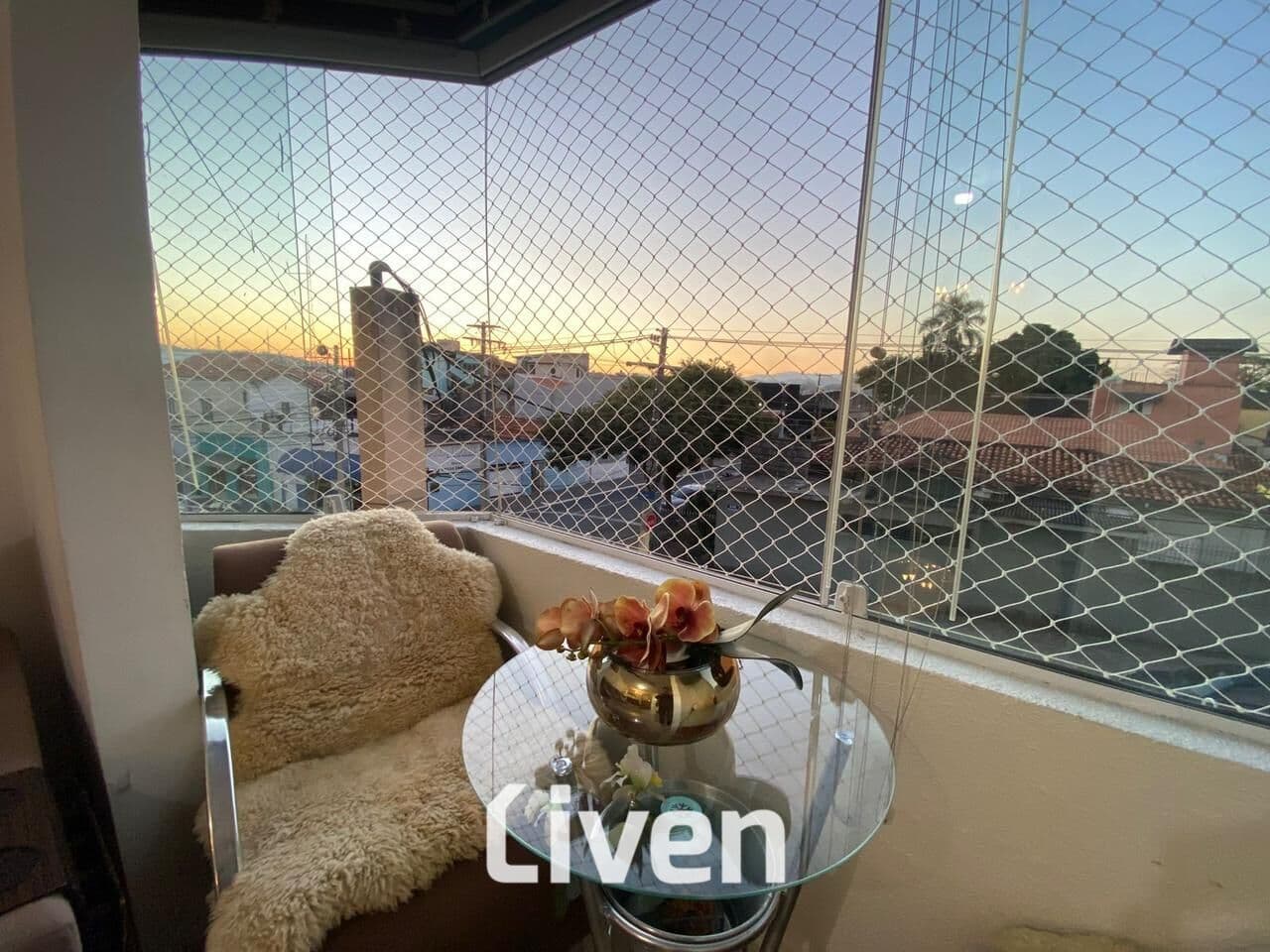 Apartamento - 68m² - 2 dormitórios