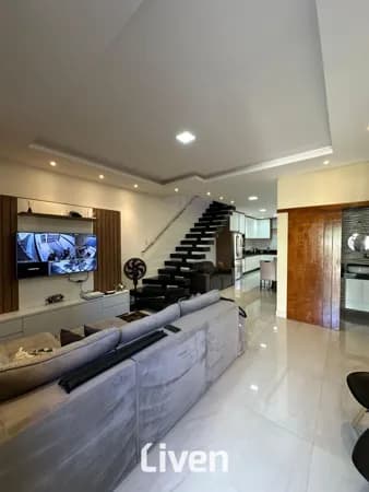 SOBRADO À VENDA COM 3 QUARTOS, 254M²