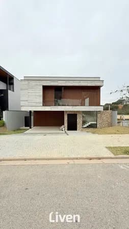 SOBRADO EM CONDOMÍNIO À VENDA COM 5 QUARTOS, 417M²