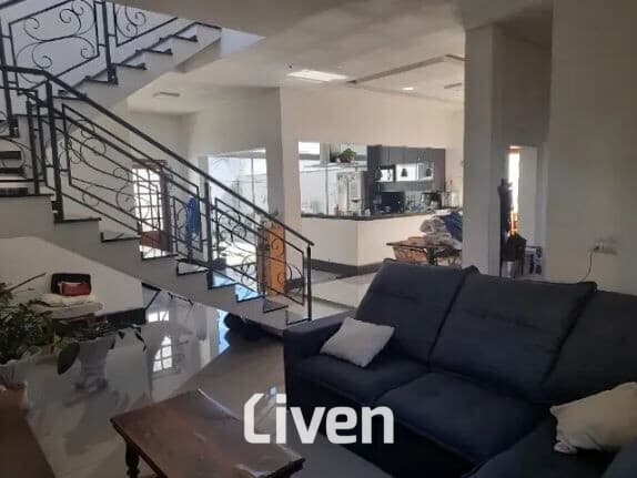 SOBRADO À VENDA COM 3 QUARTOS, 150M²