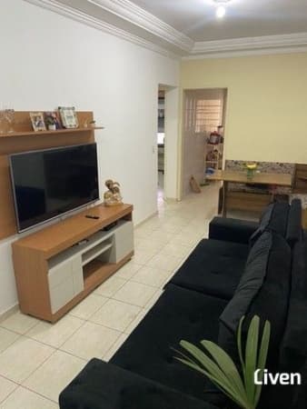 LINDA CASA EM CONDOMÍNIO FECHADO NO JARDIM UIRÁ!!