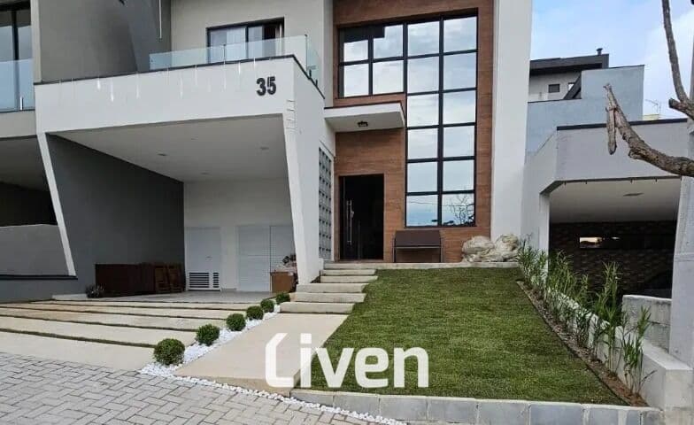 SOBRADO À VENDA EM CONDOMÍNIO FECHADO, 4 QUARTOS, 232 M² - VIVVA!!