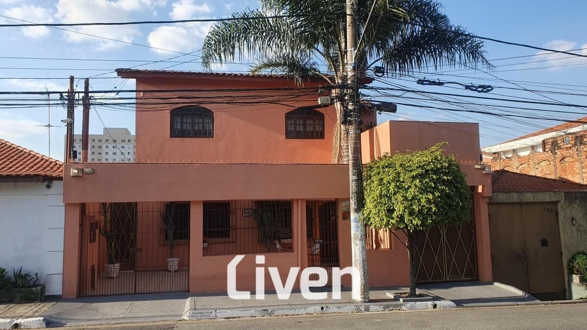 SOBRADO Á VENDA COM 4 QUARTOS, 320m²