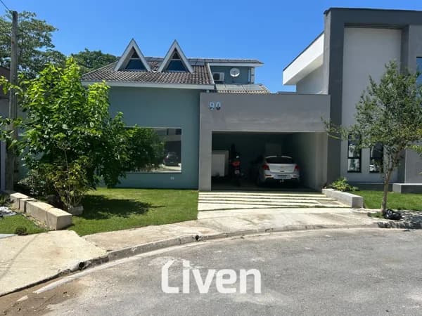 CASA À VENDA EM CONDOMÍNIO FECHADO, 3 QUARTOS, 190 M² - BOSQUE DOS MANACÁS!!