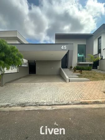 CASA À VENDA COM 3 QUARTOS, 120M²