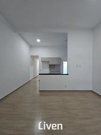 CASA À VENDA COM 3 QUARTOS, 105 M² - JARDIM SATÉLITE!!