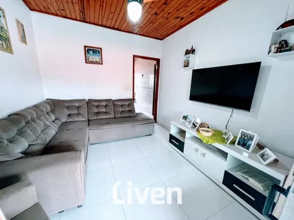 SOBRADO À VENDA COM 6 QUARTOS, 220M²