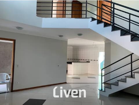 SOBRADO À VENDA, 4 QUARTOS, 250 M²!!