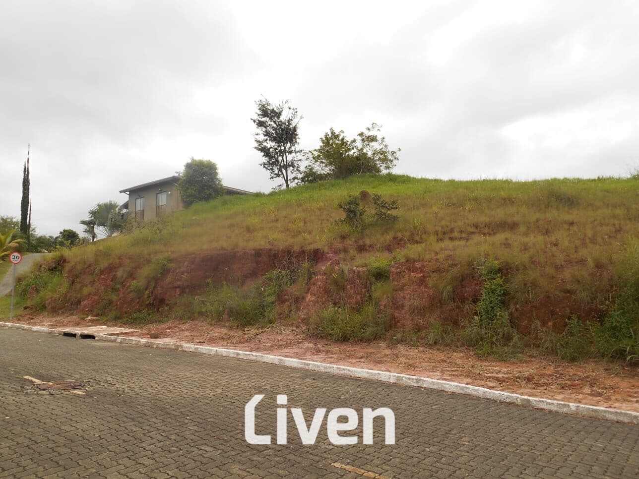 TERRENO EM CONDOMÍNIO À VENDA, 1.200M² EM CAÇAPAVA.