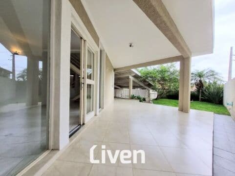 SOBRADO À VENDA, CONDOMÍNIO FECHADO, 3 QUARTOS, 252 M²!!