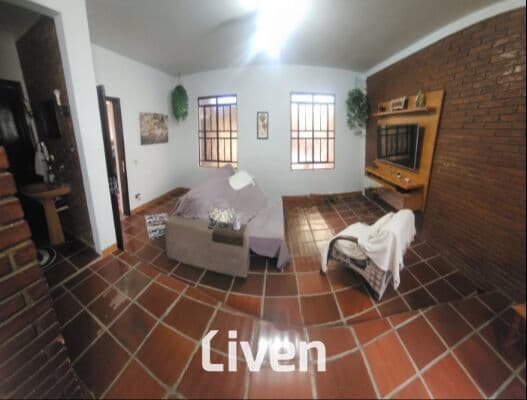SOBRADO À VENDA COM 3 QUARTOS, 201 M² - JARDIM DAS INDÚSTRIAS!!