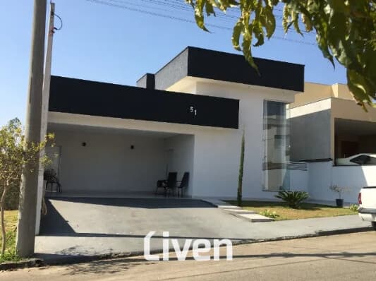 CASA Á VENDA, CONDOMÍNIO FECHADO, 3 QUARTOS, 320 M²!!