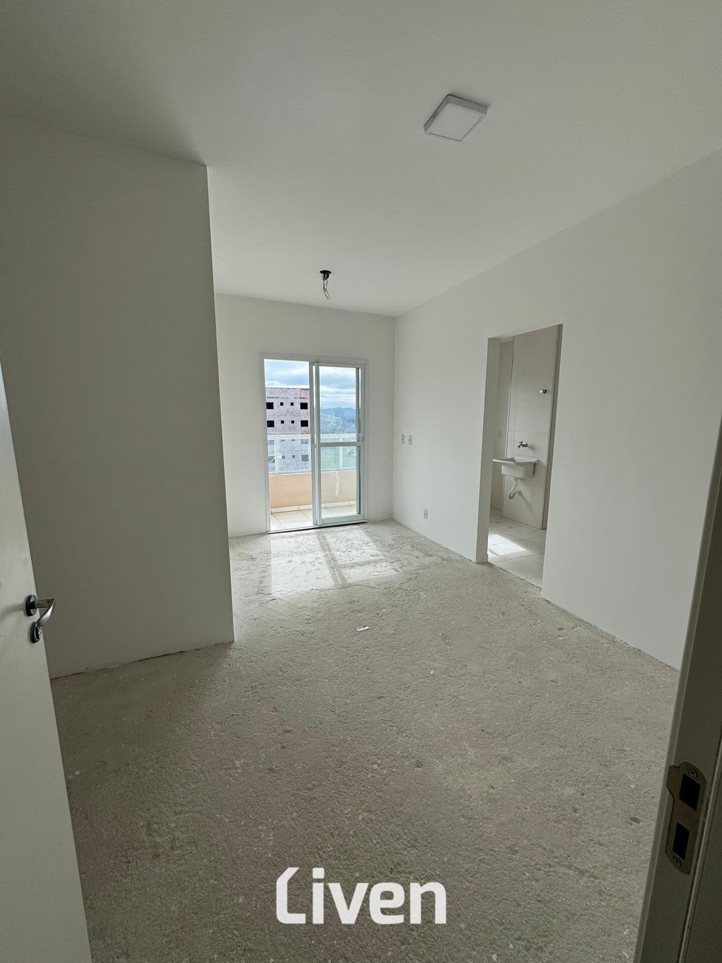 APARTAMENTO À VENDA COM 2 QUARTOS, 60M²
