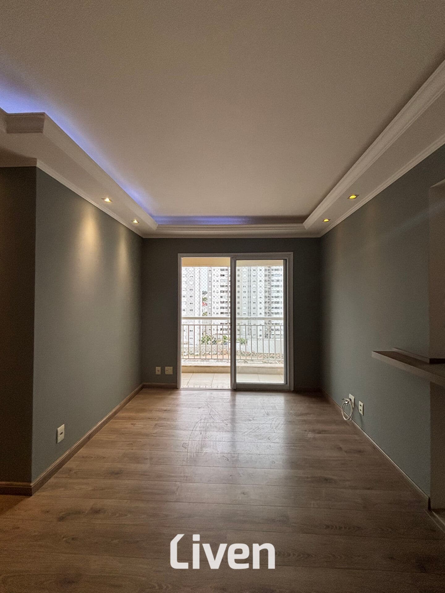 APARTAMENTO À VENDA COM 2 QUARTOS, 63M²