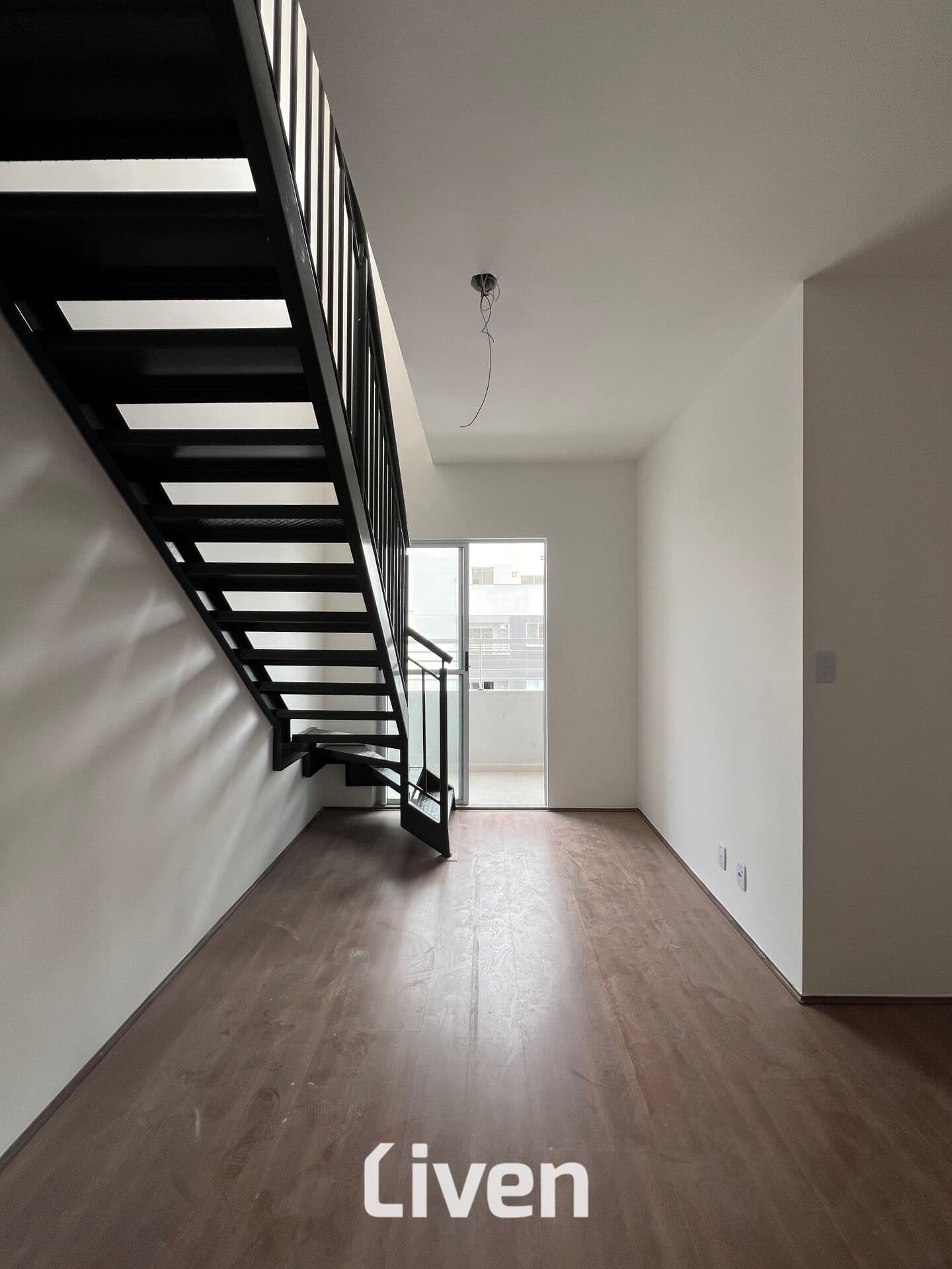 COBERTURA À VENDA COM 2 QUARTOS, 107 M² - PARQUE FLAMBOYANT!!
