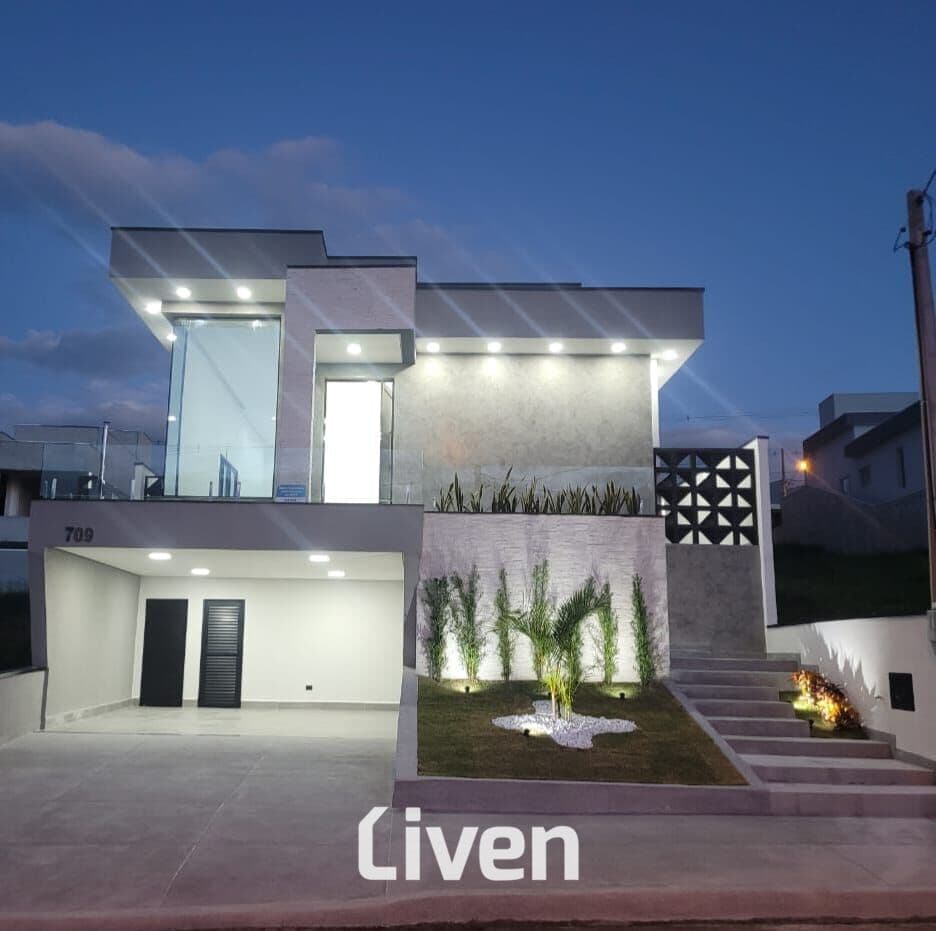CASA À VENDA EM CONDOMÍNIO FECHADO COM 3 QUARTOS, 150 M² - CAÇAPAVA!!