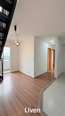 COBERTURA À VENDA COM 2 QUARTOS, 107M² NO FLAMBOYANT