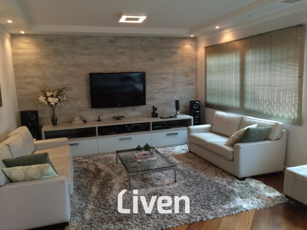 SOBRADO À VENDA COM 4 QUARTOS, 210M²