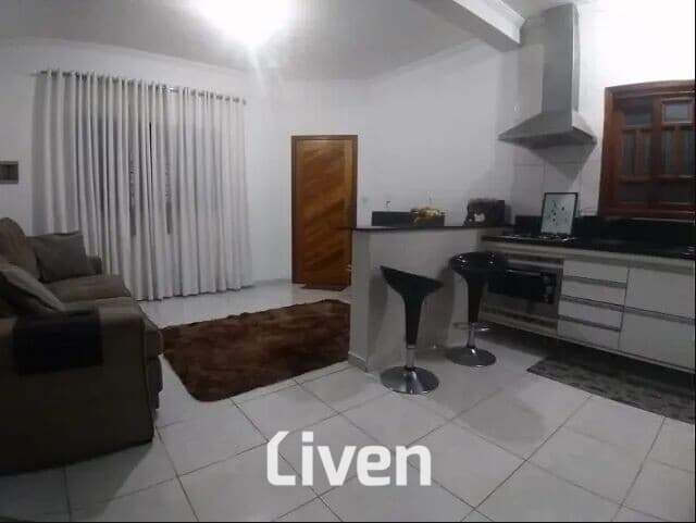 CASA À VENDA, 2 DORMITÓRIOS, 150 M²!!