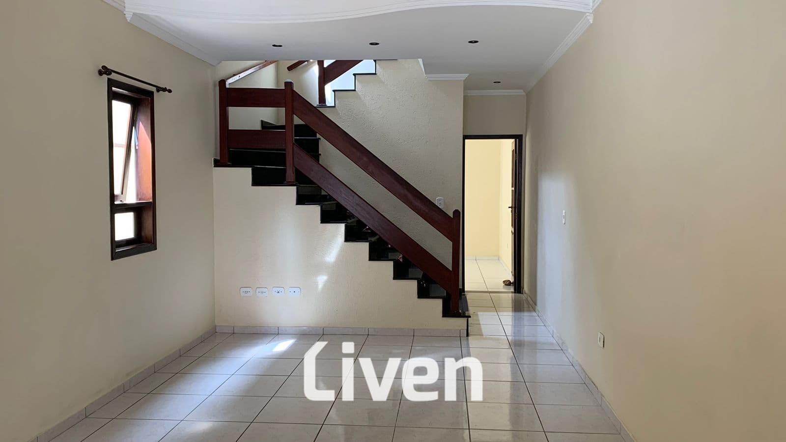 SOBRADO À VENDA, 3 QUARTOS, 125 M²!!