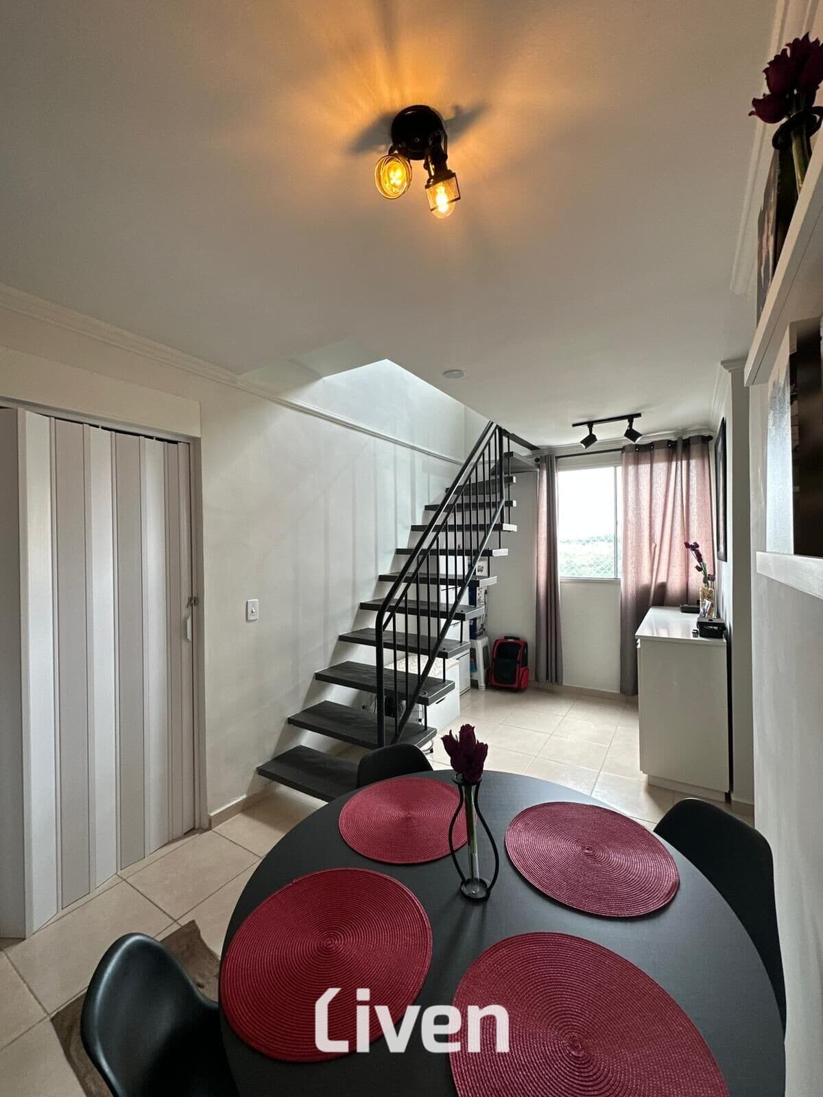 APARTAMENTO À VENDA COM 2 QUARTOS, 103M²