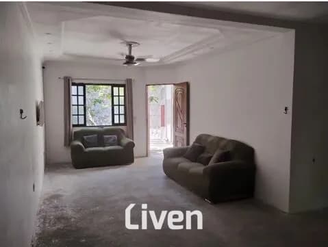 SOBRADO À VENDA, 2 QUARTOS, 161 M²!!