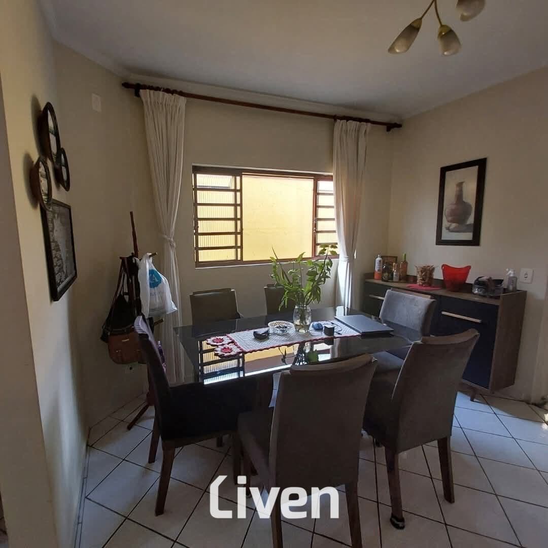 Casa em São José dos Campos - Bosque dos Eucaliptos
