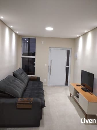 Sobrado à Venda em Putim, São José dos Campos - SP