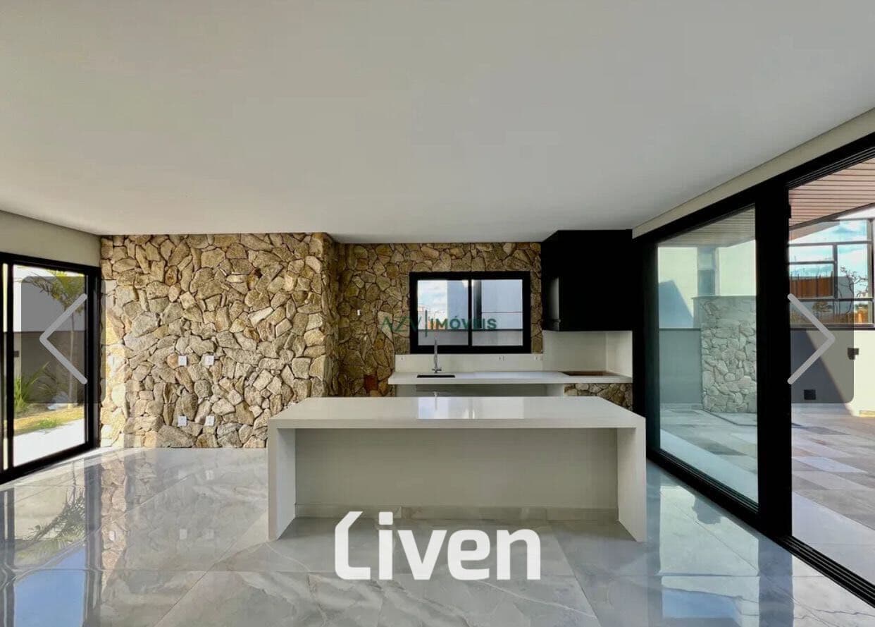 Casa em Urbanova, São José dos Campos/SP