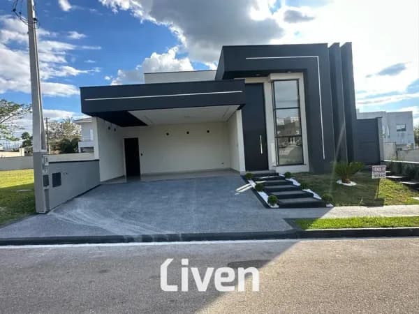 CASA EM CONDOMÍNIO À VENDA COM 3 QUARTOS, 150M²