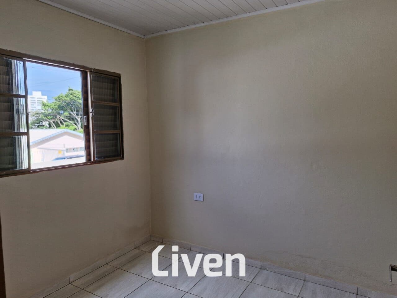 CASA À VENDA COM 3 QUARTOS, 93 M² - JARDIM SATÉLITE!!