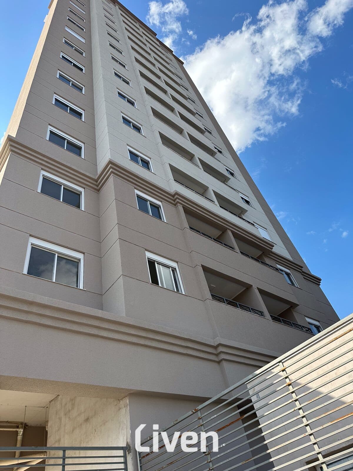 APARTAMENTO À VENDA COM 2 QUARTOS, 55M²