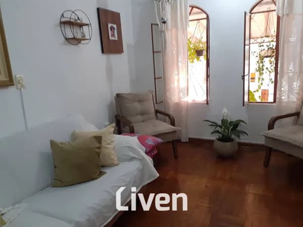 CASA À VENDA COM 3 QUARTOS, 80M²