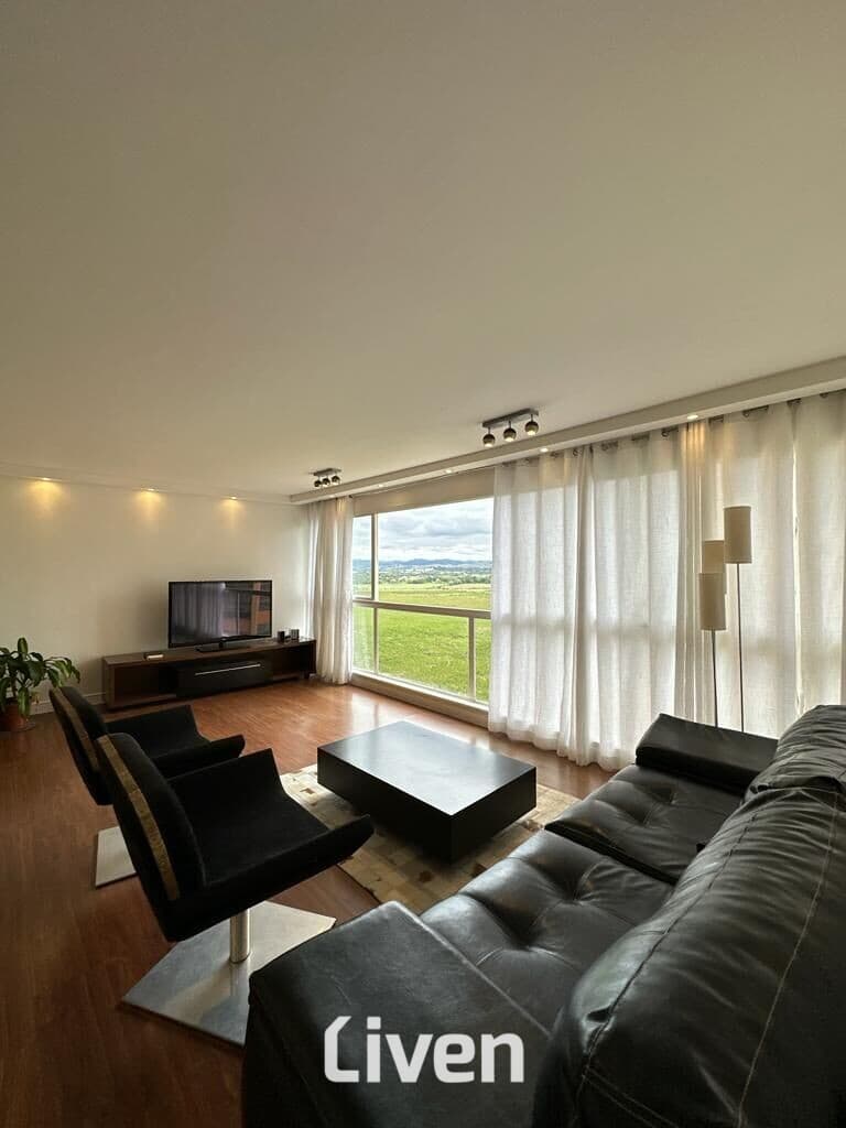APARTAMENTO À VENDA, 4 DORMITÓRIOS, 140 M²!!
