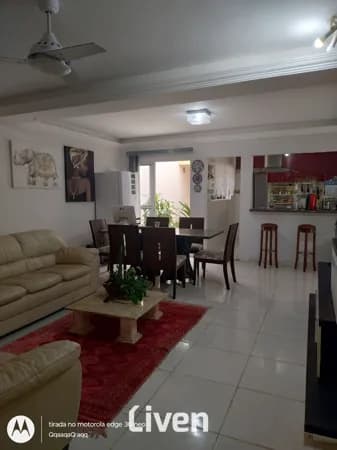 CASA À VENDA COM 3 QUARTOS, 180 M² - VALE DOS PINHEIROS!!