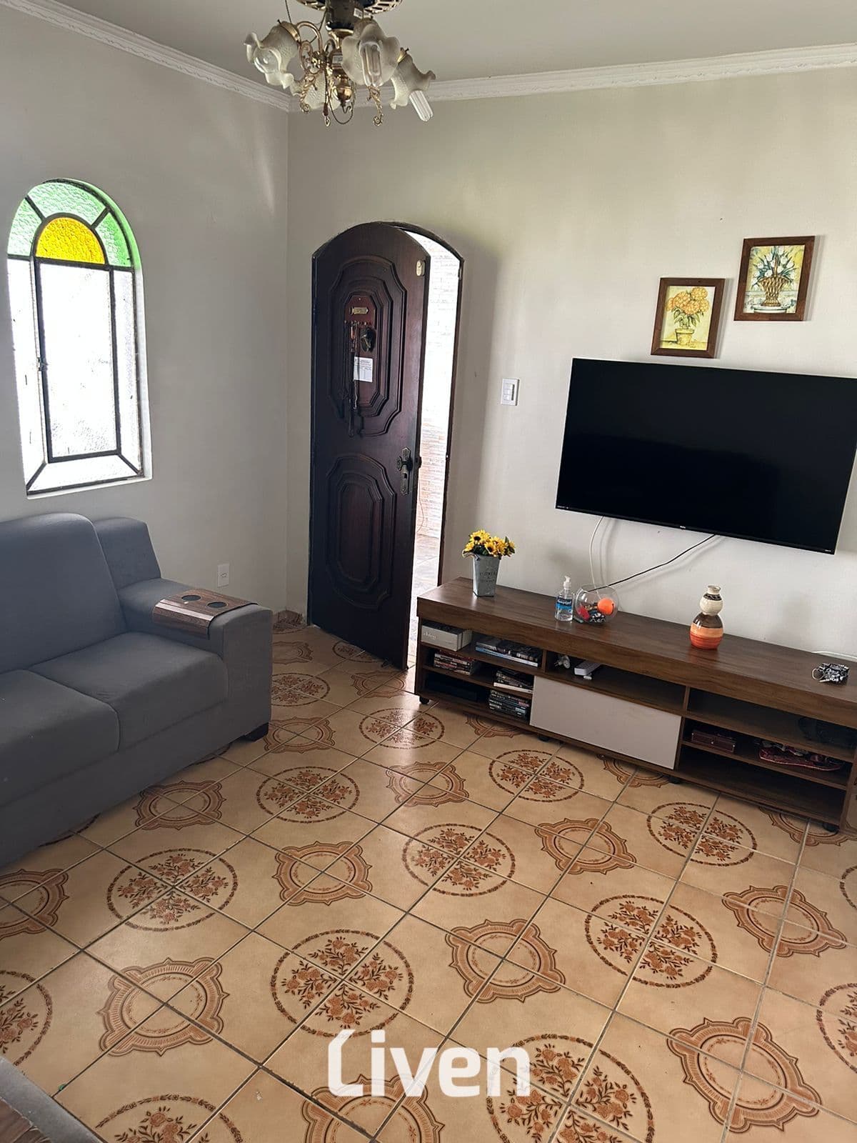 CASA À VENDA COM 4 QUARTOS, 152M²