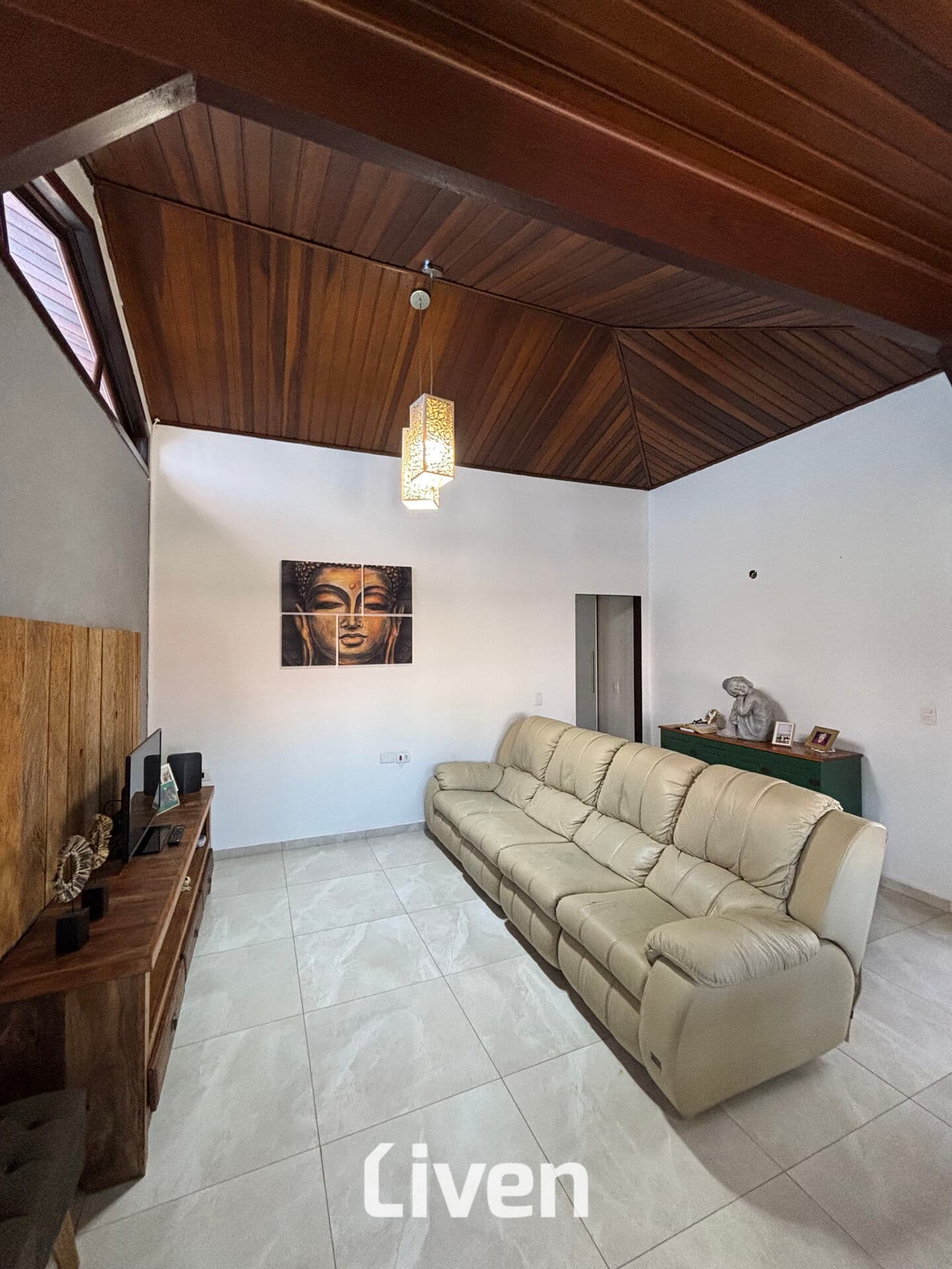CASA À VENDA, CONDOMÍNIO FECHADO, 3 QUARTOS, 356 M²!!
