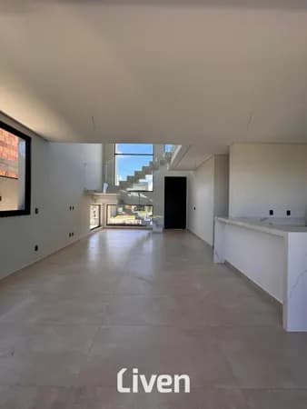 SOBRADO À VENDA COM 3 QUARTOS, 253M²
