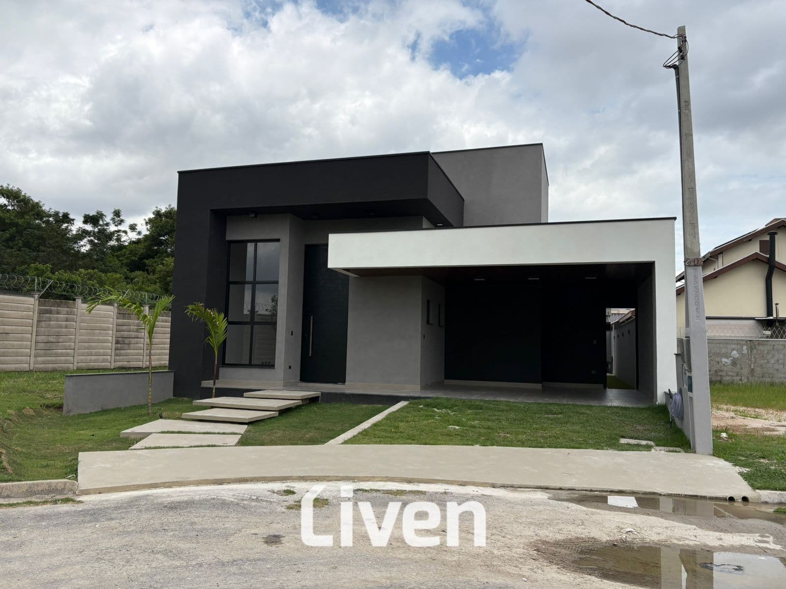 Casa em Condomínio - Residencial - Pronto para morar