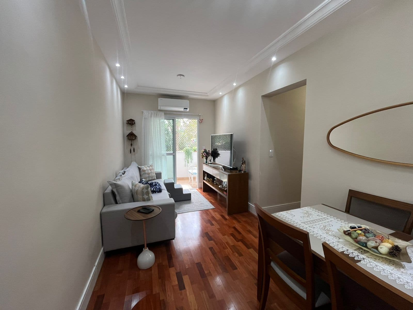 APARTAMENTO À VENDA COM 2 QUARTOS, 55M² NA VILA EMA.