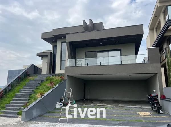 SOBRADO EM CONDOMÍNIO À VENDA COM 3 QUARTOS, 320M²