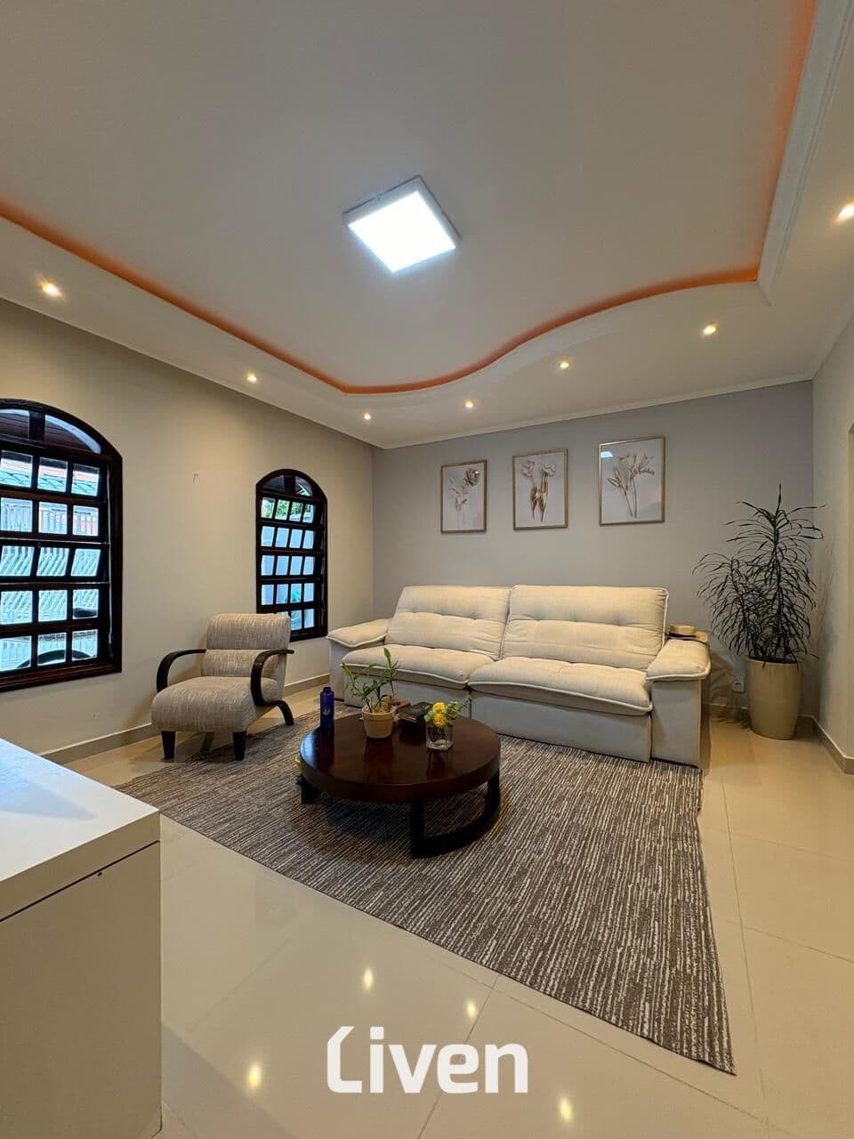 CASA TÉRREA 300M² COM EDÍCULA, 4 QUARTOS - 1 SUÍTE, JARDIM PORTUGAL