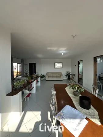 SOBRADO À VENDA, 8 QUARTOS, 450 M²!!