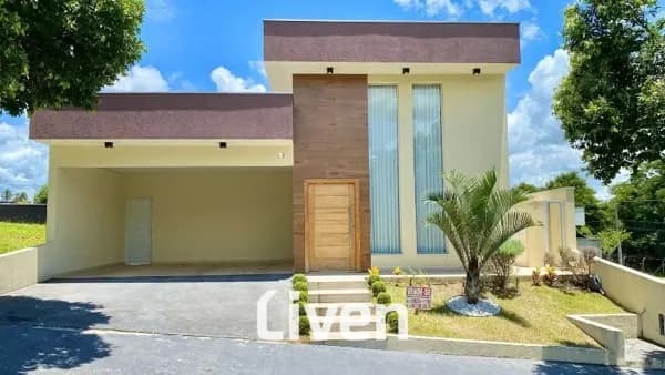 CASA EM CONDOMÍNIO À VENDA COM 3 QUARTOS, 165M²