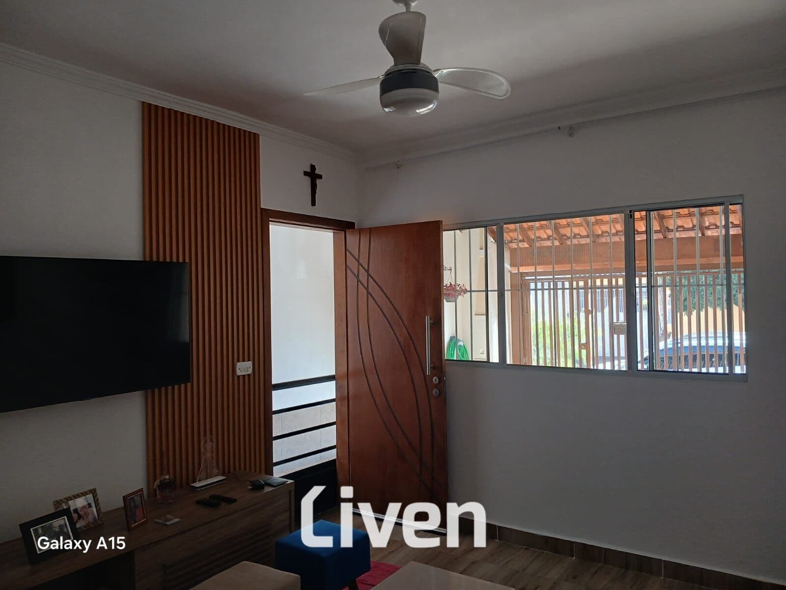 CASA TÉRREA À VENDA COM 2 QUARTOS, 70M² NO JARDIM PAULISTA.