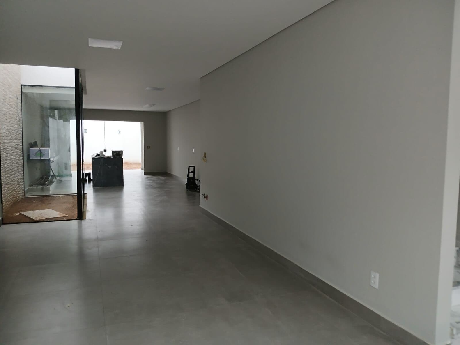 SOBRADO À VENDA COM 3 QUARTOS, 185 M² - JARDIM ORIENTE!!