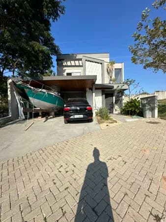 SOBRADO À VENDA COM 4 QUARTOS, 280M²