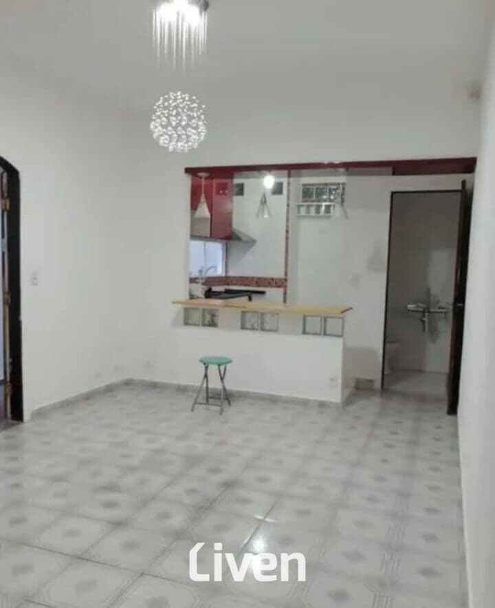 CASA À VENDA COM 2 QUARTOS, 130 M² - JARDIM DAS INDÚSTRIAS!!