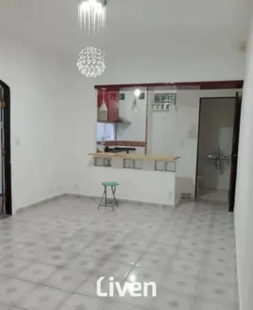 CASA À VENDA COM 2 QUARTOS, 130 M² - JARDIM DAS INDÚSTRIAS!!