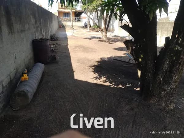 CASA À VENDA COM 2 QUARTOS, 120 M² - JARDIM CALIFÓRNIA!!
